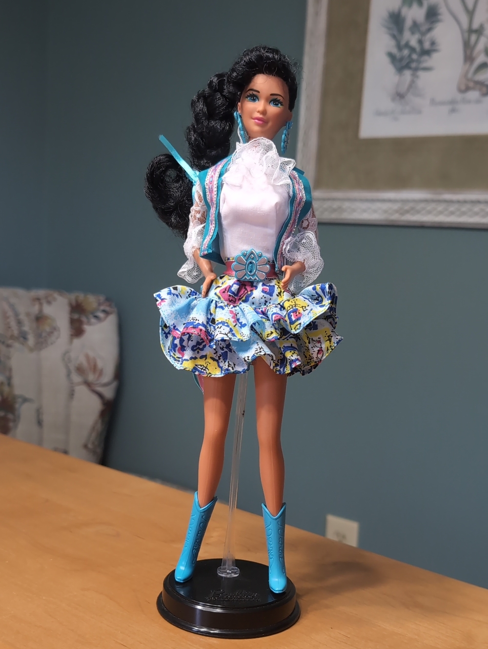 1989 Western Fun Nia Doll